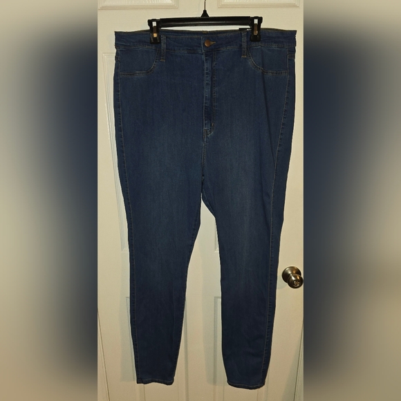Plus Size Classic High Waist Skinny Medium Blue Wash Denim-Size 3X - Picture 3 of 5